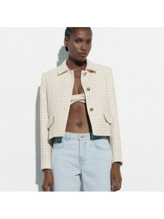 Zara Jackets & Blazers - Zara Cream Tweed Cropped Blazer with Gold Buttons New XL